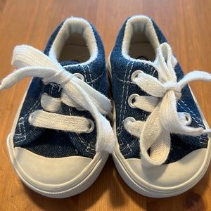 Baby shoes